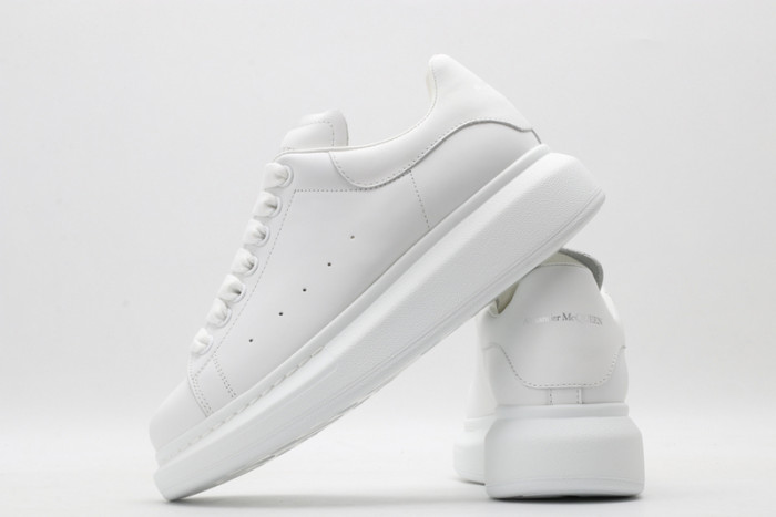 ALEX MCQU SNEAKER