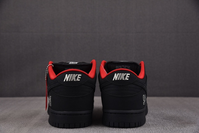 nike sb dunk low S*pr1m1 94 black hq8487-001