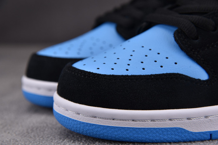 Nike Dunk SB Low“Sub Zero 304292-048
