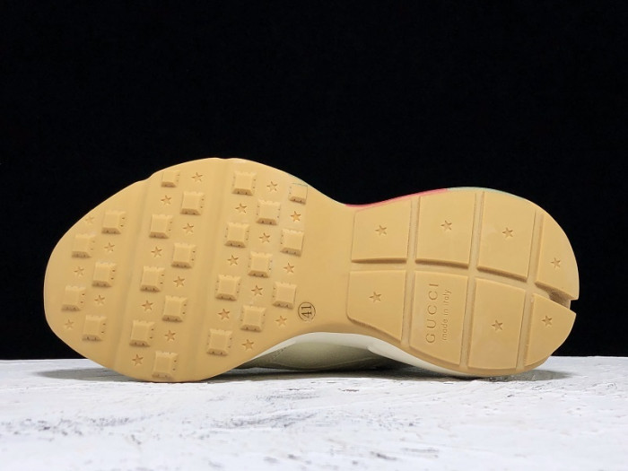 GUI SNEAKER