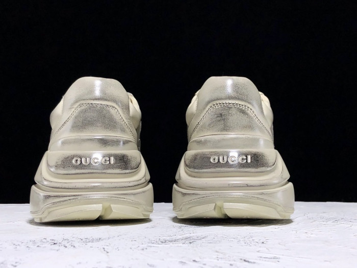 GUI SNEAKER