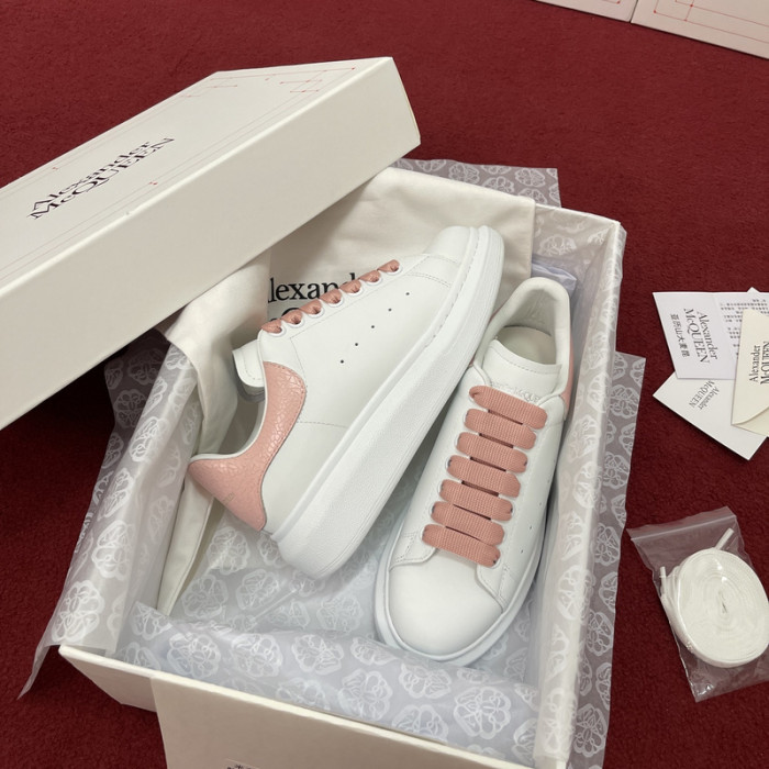 ALEX MCQU SNEAKER