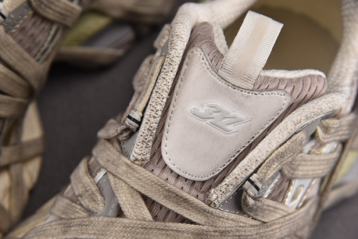BALEN&GA SNEAKER