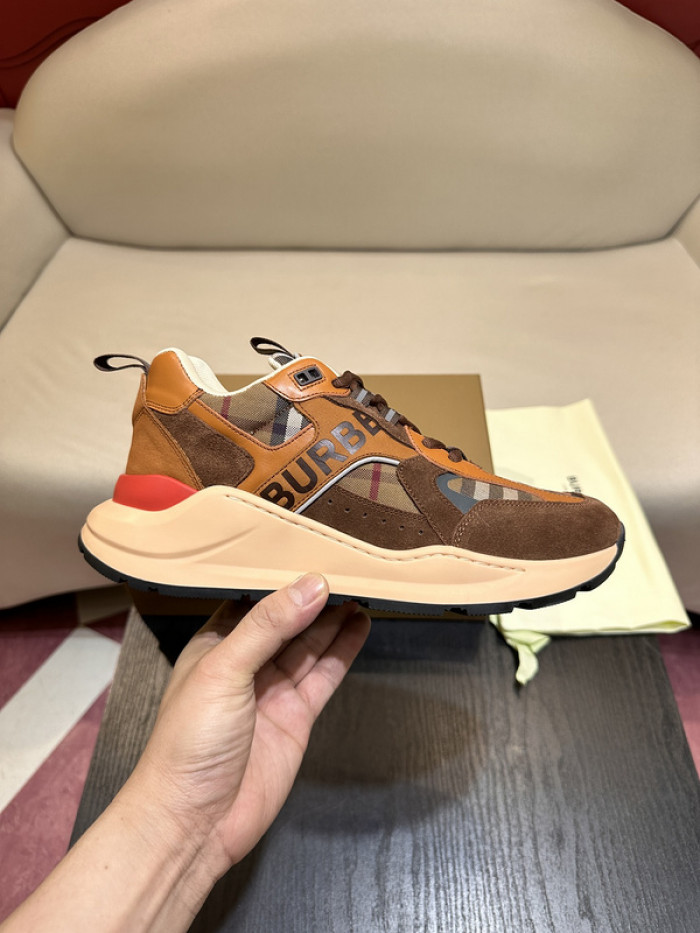 BUB sneaker