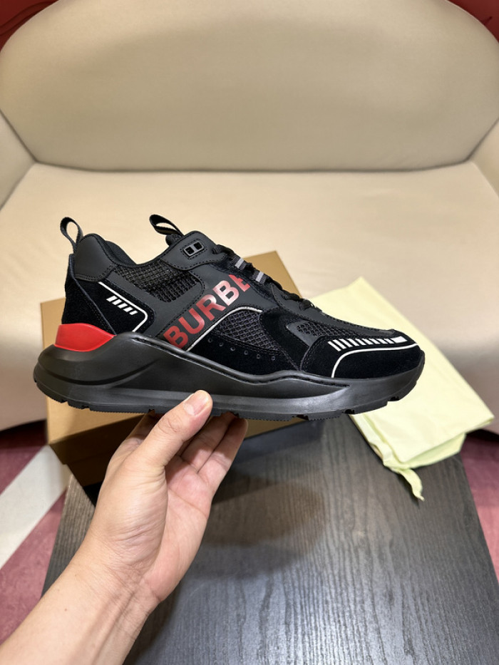 BUB sneaker