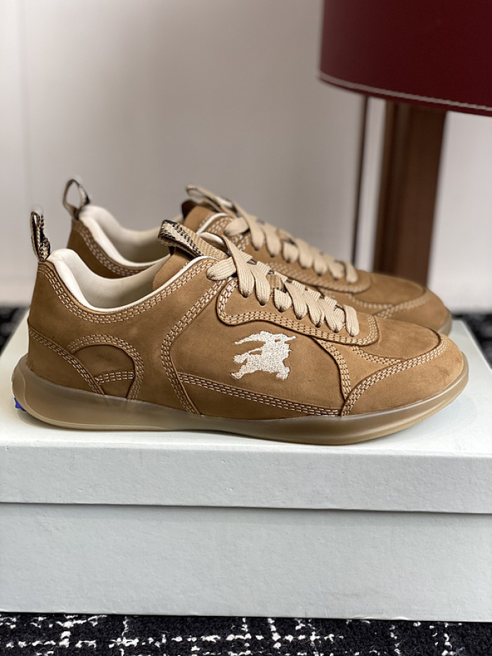 BUB sneaker