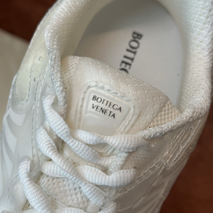 BV sneaker