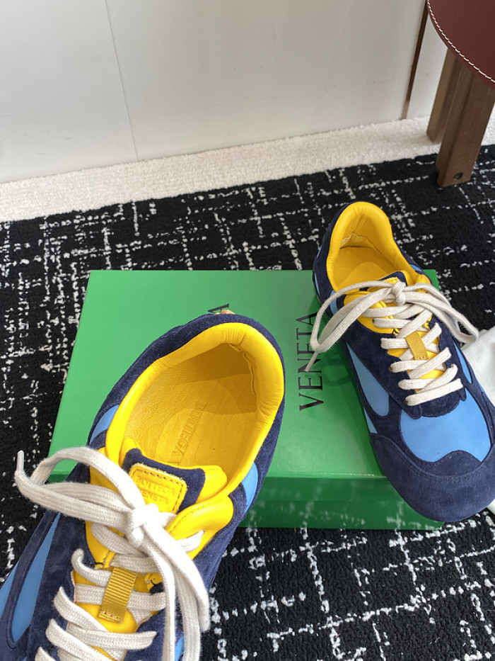 BV sneaker