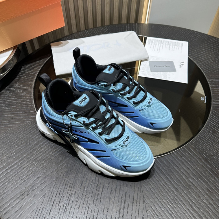 D10R B44 SNEAKER