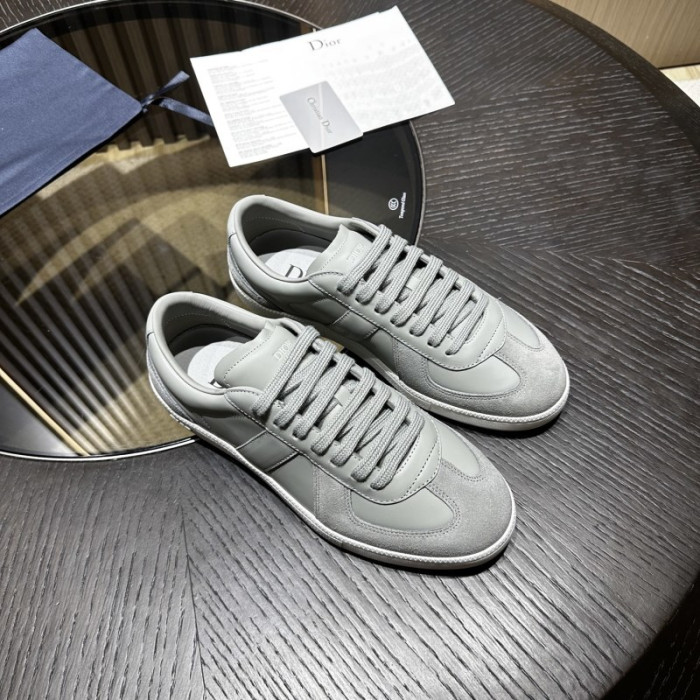 D10R SNEAKER