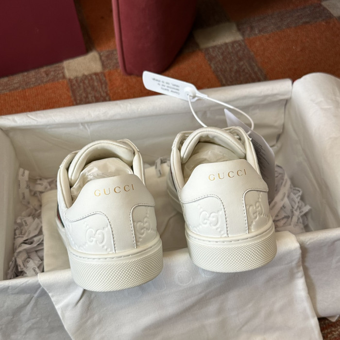 GUI SNEAKER