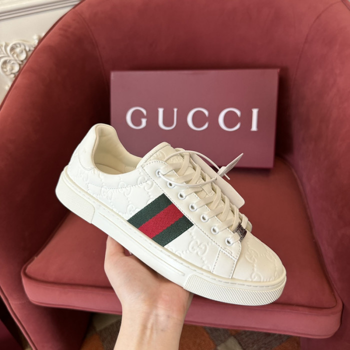 GUI SNEAKER