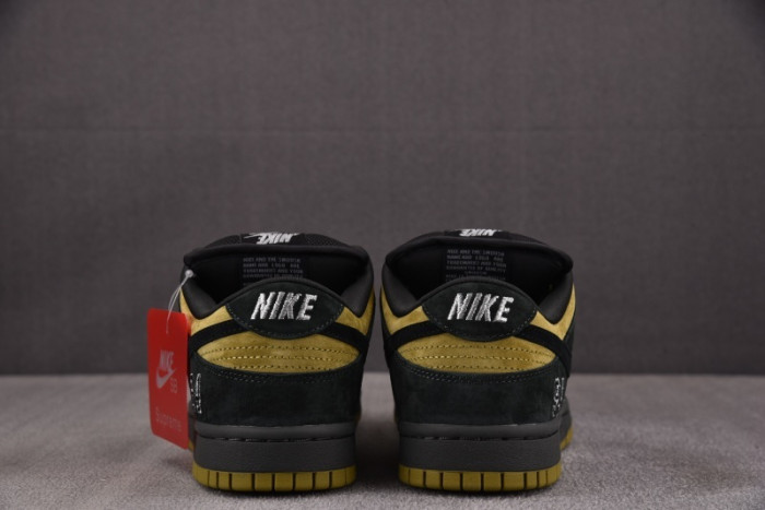 nike sb dunk low S*pr1m1 94 camper green hq8487-300