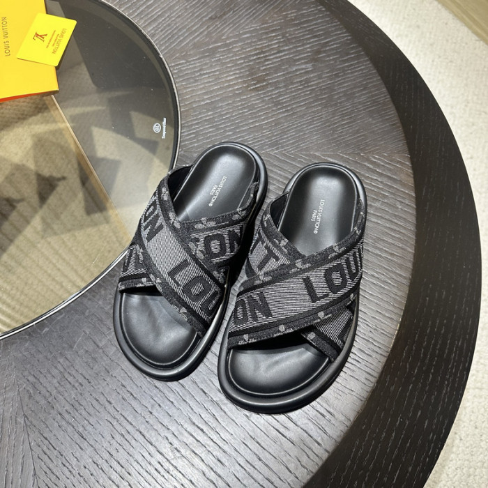 L0VT SANDAL