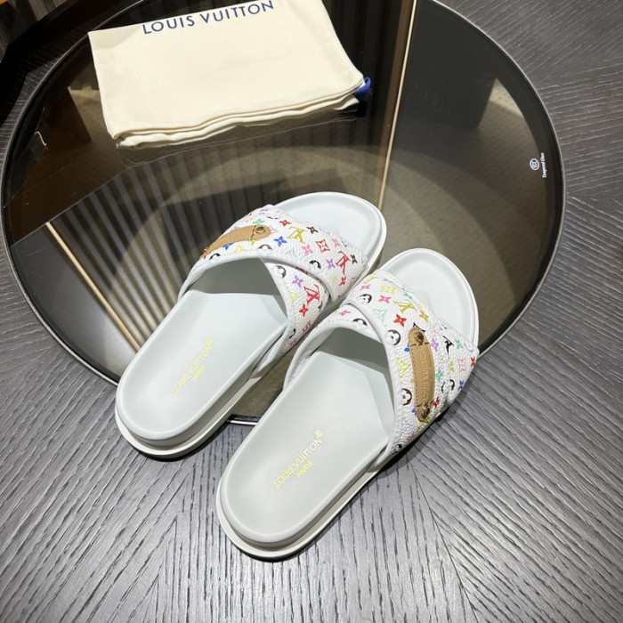 L0VT SANDAL