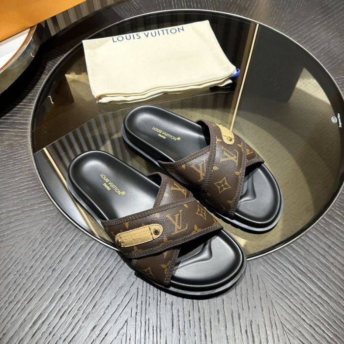 L0VT SANDAL