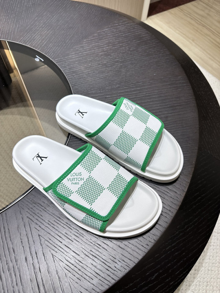 L0VT SANDAL