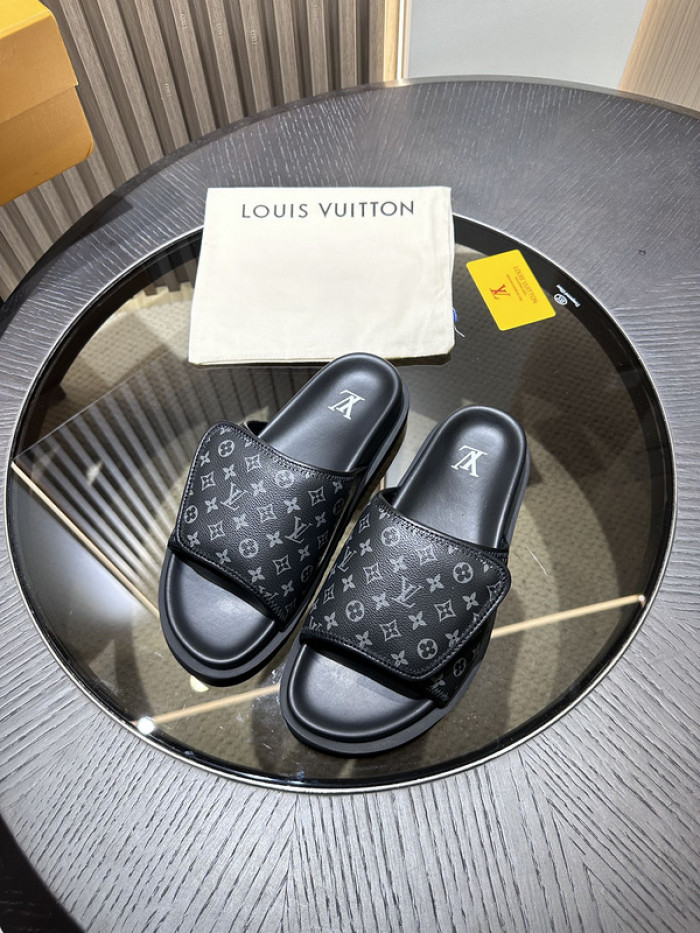 L0VT SANDAL