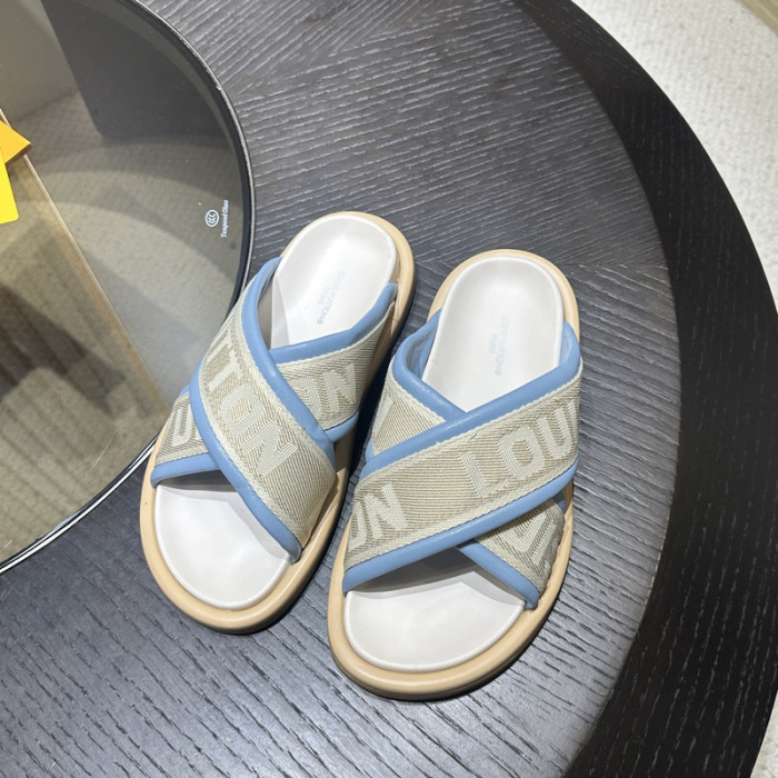 L0VT SANDAL