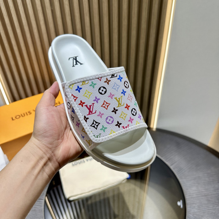 L0VT SANDAL