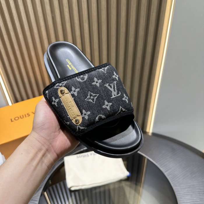 L0VT SANDAL