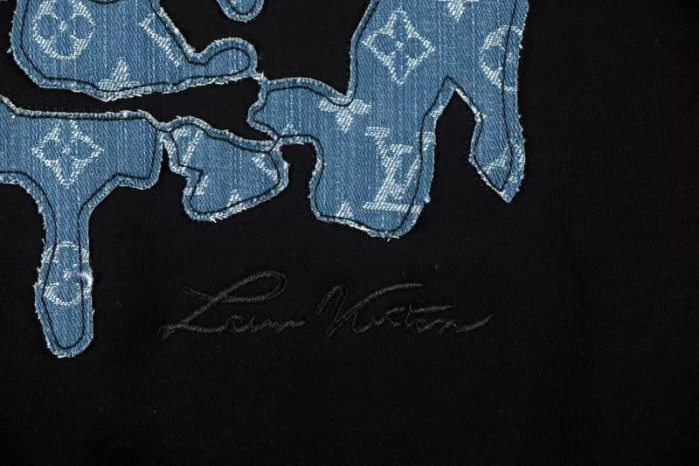 L0VT SHIRT