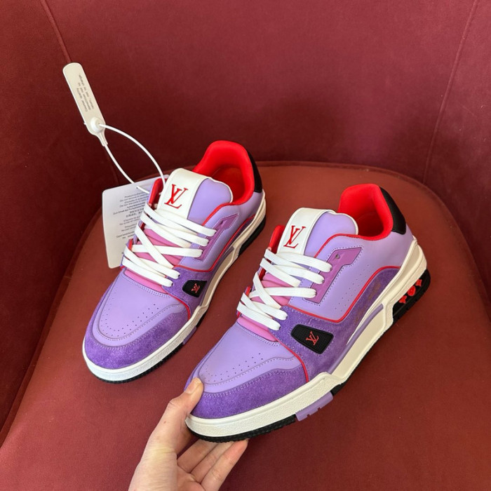 L0VT SNEAKER