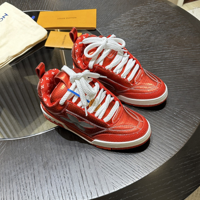 L0VT SNEAKER