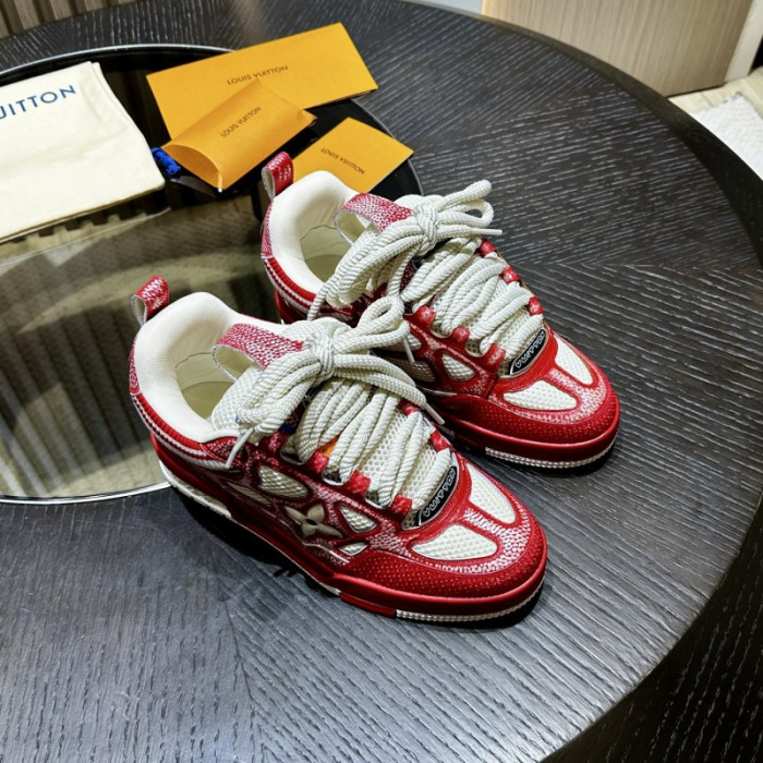 L0VT SNEAKER