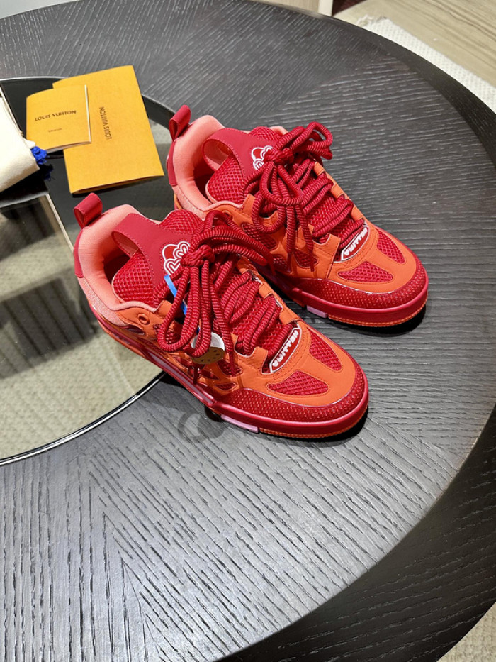 L0VT SNEAKER