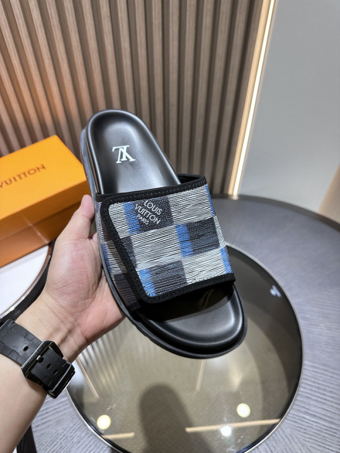 L0VT SANDAL