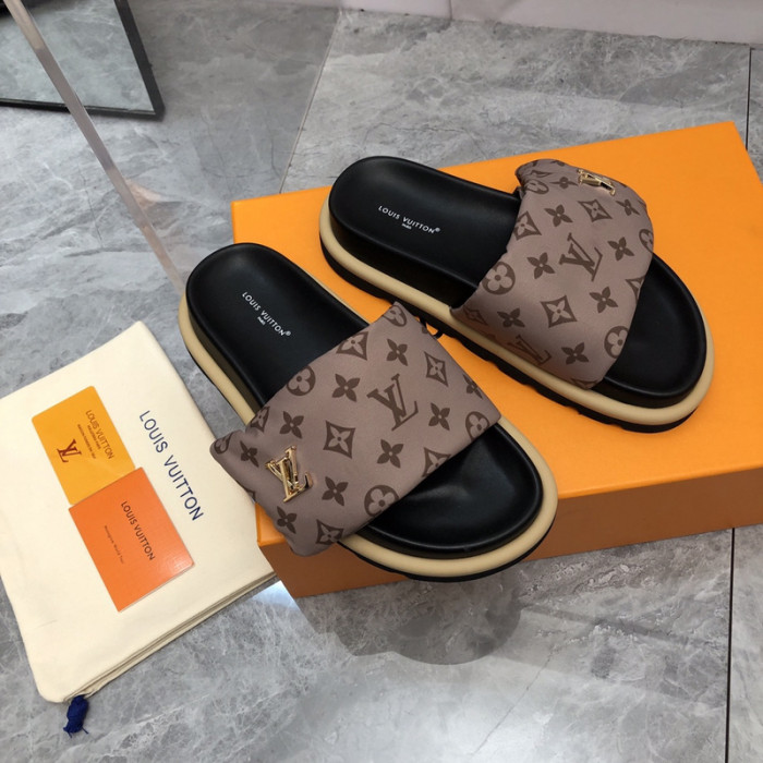 L0VT SANDAL