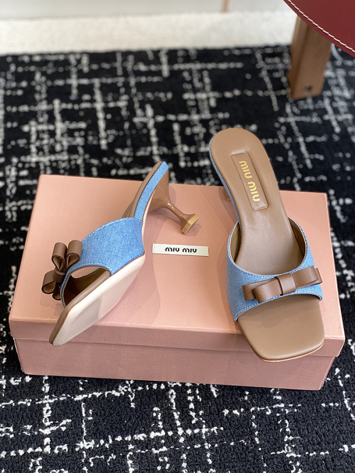 M1U SANDAL