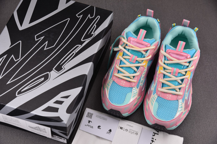 OFW SNEAKER