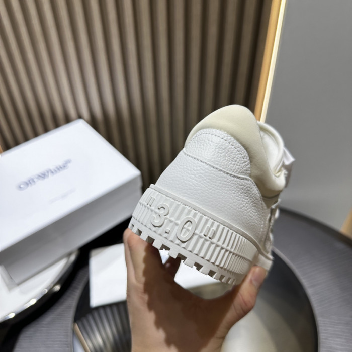 OFW SNEAKER