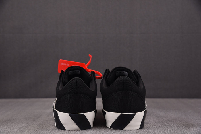 OFW SNEAKER