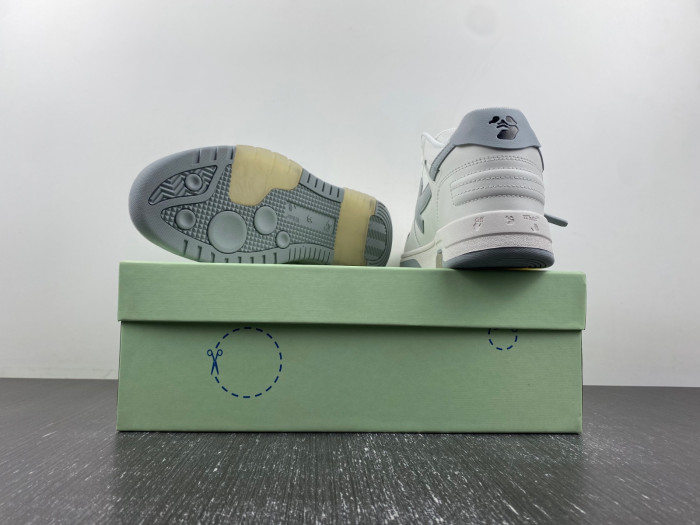 OFW SNEAKER