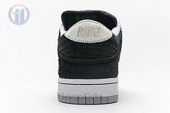 CZ5127-001 Medicom x Nike SB Dunk Low“BE@RBRICK”